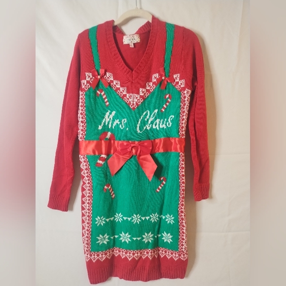 Size Sm Merry Christmas Poof Sweater or Dress - Picture 1 of 5